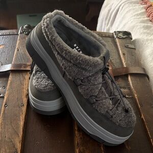 Pajar Gray Fleece Women'sJuju Mules